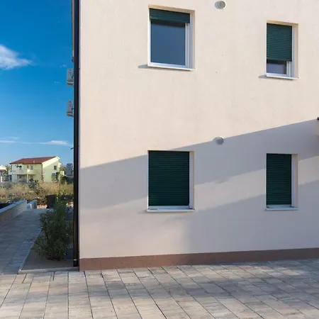 Apartment Apartman Da-do, Cizici, Krk *